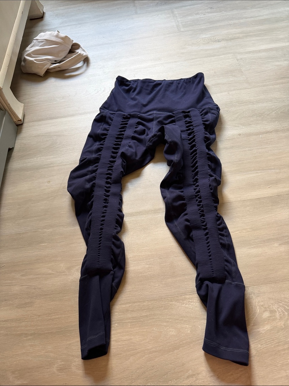 Sweetflexx navy leggings size 6